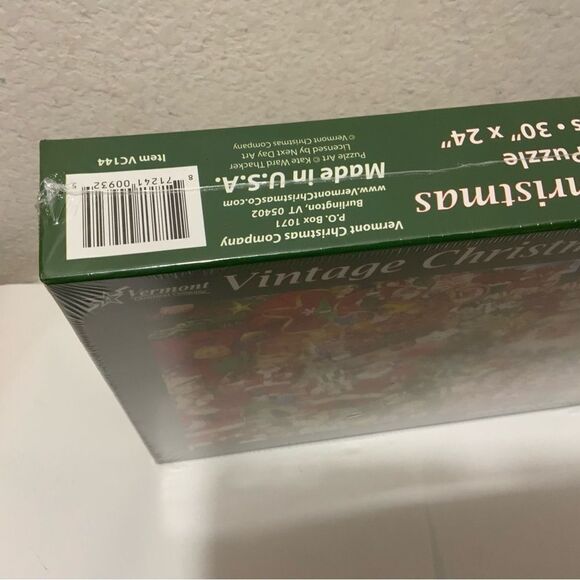 Vermont Christmas Company 1000 piece Puzzle - Picture 3 of 4